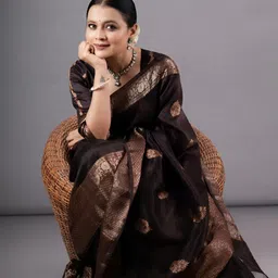 VASTRAHUT Ethnic Motifs Woven Design Zari Jacquard Silk Banarasi Saree with Blouse Piece-picture-37
