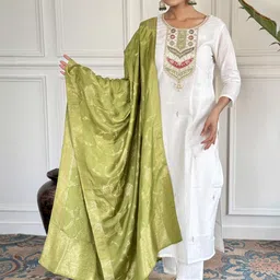 CaniBani Green Silk Blend Kurta Sets-picture-35