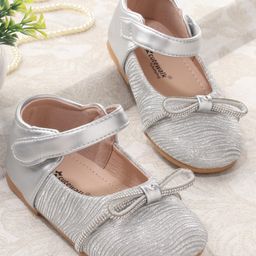 Cute Walk by Babyhug Bellies with Velcro Closure with Bow Applique - Silver-image-73