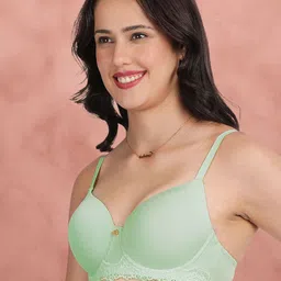 Susie Bra Medium Coverage Lightly Padded image 5