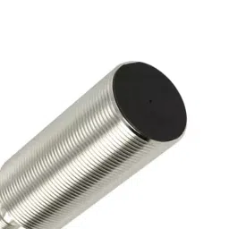 Omron PNP 15 mm Proximity Sensor E2B-M30LS15-M1-B1 image 3
