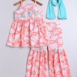 Aww Hunnie Cotton Rayon Woven Sleeveless Floral Printed Gota Lace Embellished Kurti & Sharara With Dupatta Set - Peach-image-50