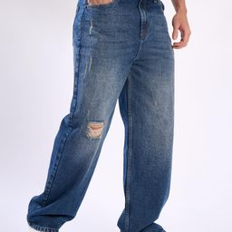 Roadster Men Wide Leg Mid-Rise Highly Distressed Light Fade Jeans-image-60