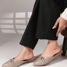 Carlton London Women Pointed Toe Mules-45