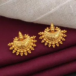 SOLIBELLE Set Of 2 Gold Plated Circular Shaped Studs image 2