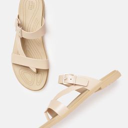 Crocs Women One Toe Flats-image-24
