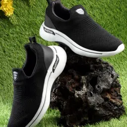 Action Men's Black Running Shoes-image-91