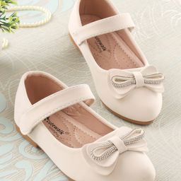 Cute Walk by Babyhug Studded & Bow Applique Bellies with Velcro Closure - Beige-picture-8