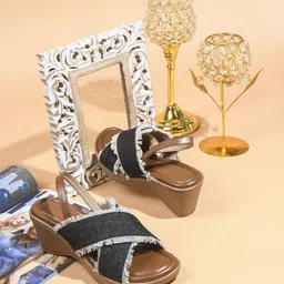 Try Me Party Wedge Sandals-18