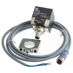 RS PRO Inductive Block-Style Proximity Sensor 15 mm Detection PNP 10-30 V DC, 208128-43