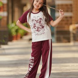 Nap Chief Pure Cotton Harry Potter Featuring Half Raglan Sleeves Hogwarts Emblem Printed Tee & Coordinating Lounge Pants Set - Burgandy-picture-23