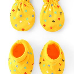 Babyhug 100% Cotton Knit Mittens & Booties Set Helicopter Print- Yellow-14