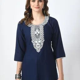 LIBOZA Floral Embroidered Chikankari Chikankari Kurti-image-60