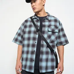 SF JEANS by Pantaloons Men Oversized Fit Spread Collar Checked Cotton Casual Shirt-image-32