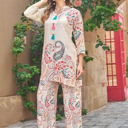 Kaftanize Printed Mandarin Collar Neck Tunic With Trousers Co-Ords-image-64