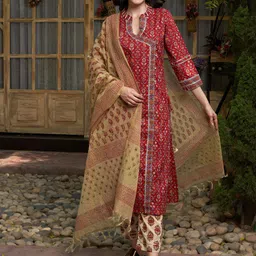 HERE&NOW Women Floral Printed Cotton Kurta with Churidar & Dupatta-picture-2