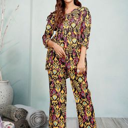 Snowdrip Printed V-Neck Tunic & Trousers Co-Ord Set-image-67