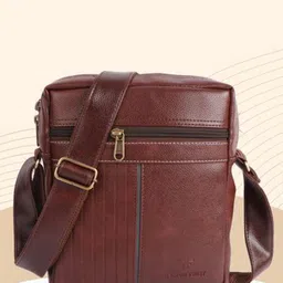 Fashion twist Unisex Textured Messenger Bag-picture-9
