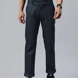 Rodamo Men Textured Relaxed Chinos Trousers-picture-3