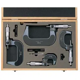 Mitutoyo Micrometer M820, M820-75ST-40