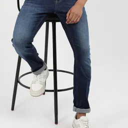 Tommy Hilfiger Men Slim Fit Mid-Rise Light Fade Stretchable Jeans-image-10