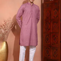 SWAGG INDIA Men Ethnic Motifs Embroidered Sequinned Kurta-44