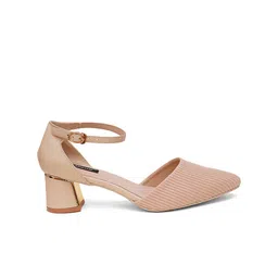 Sherrif Shoes Textured Pointed Toe Ankle Loop Block Heels image 5