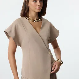 Trendyol Woven V Neck Short Sleeves Waistcoat-picture-23