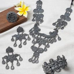 Teejh Reeti Silver Oxidised Jewlery Set-image-43