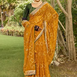 LeeliPeeri Geometric Printed Zari Saree-17
