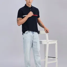 Tommy Hilfiger Men Relaxed Fit Light Fade Mid-Rise Light Shade Jeans-image-94