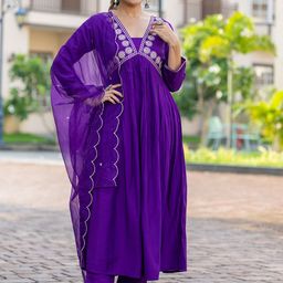 Mesqlu V-Neck Floral Embroidered Thread Work Anarkali Kurta with Trouser & Dupatta-7