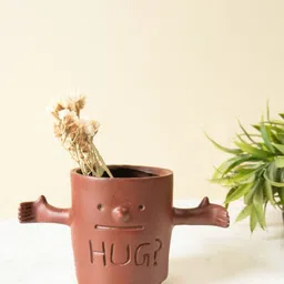 ArteCasa Brown Textured Resin Hug & Grow Planter-18