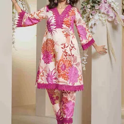 Bhama Couture Jennifer Winget Floral Printed Regular Straight Kurta with Palazzos-29