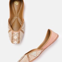 House of Pataudi Women Embellished Ethnic Mojaris-image-56