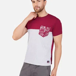 ALARM Men Colourblocked Round Neck Cotton T-shirt-82