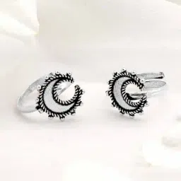 Teejh Ethnic Kshatriya Moon Silver Oxidized Toe Rings for Women-image-63