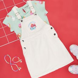 Pantaloons Junior Half Sleeves Fish Printed Tee & Dungaree Set - Bright White-image-96