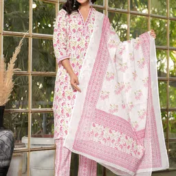 DORIYA Women Floral Printed Regular Mirror Work Kurta with Trousers & With Dupatta-3