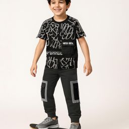 OLLINGTON ST. Cotton Knit Half Sleeves Printed T-Shirt & Knit Joggers Set - Black-picture-23