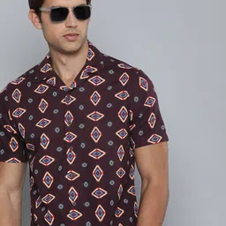 Flying Machine Geometric Printed Cuban Collar Pure Cotton Casual Shirt-image-89