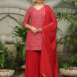 Janasya Floral Printed Sequinned V-Neck Georgette Straight Kurti With Sharara & Dupatta-picture-50
