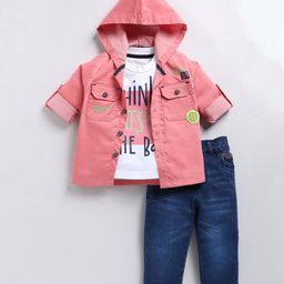 LITTLE COLLARS Full Sleeves Typography Printed Hooded Shirt With Tee & Pant - Pink-image-81