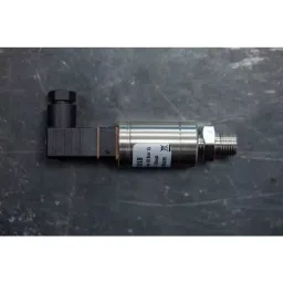 RS PRO Pressure Sensor 0-10 bar Current Output Relative Reading, 7975018 image 3