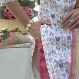 SHREE LAXMINARAYAN EXPORT Geometric Printed Straight Kurta With Trouser & Dupatta image 3