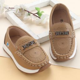 Cute Walk by Babyhug Slip On Solid Coloured Loafers - Tan-picture-2