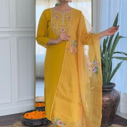 URMIR FASHION Women Floral Embroidered Regular Thread Work Kurta with Trousers & With Dupatta-picture-43