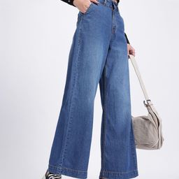 glitchez Women Baggy Essential Light Fade Wide Leg Jeans-image-67
