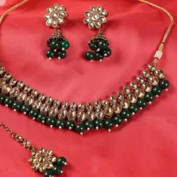 Aatmana Green Kundan Stones Gold-Plated Choker Necklace Set with MaangTikka for Women-image-83