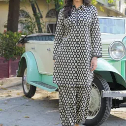 Chandbaali Women Floral Printed Regular Pure Cotton Kurta with Trousers-picture-50